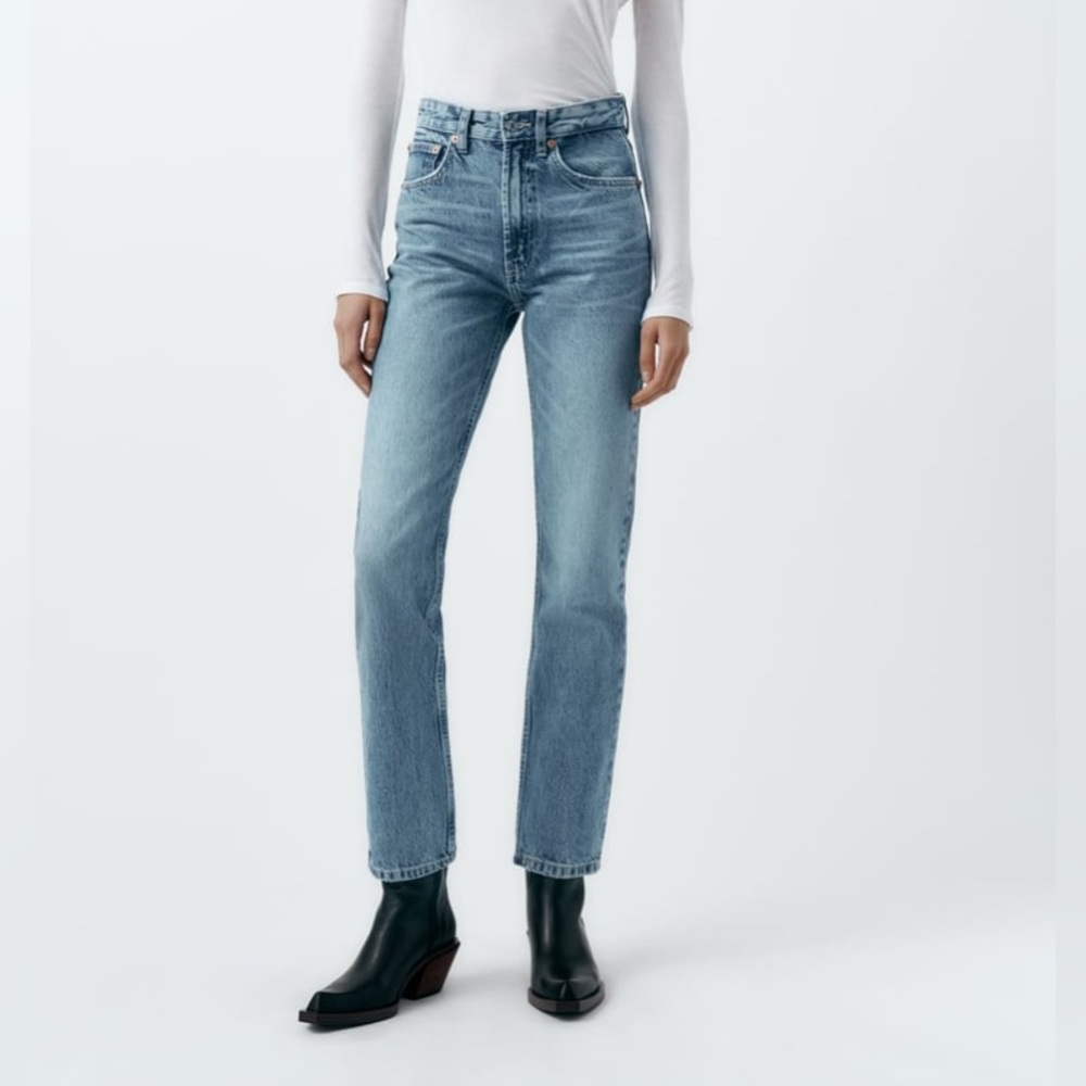 ZARA NWT TRF Straight Leg Jeans with a High Waist